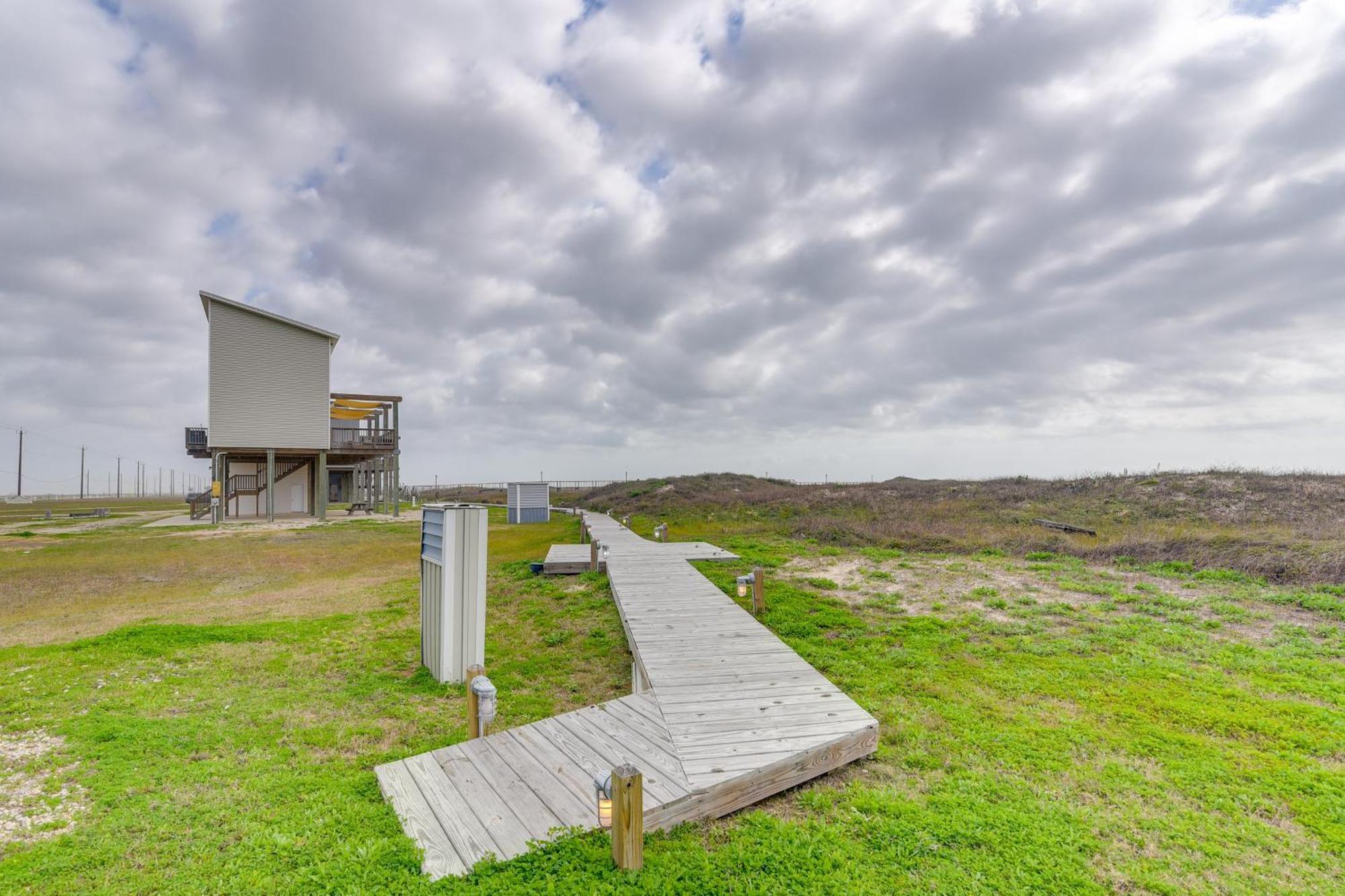 Ocean-View Surfside Home With Boardwalk To Beach! Surfside Beach Dış mekan fotoğraf